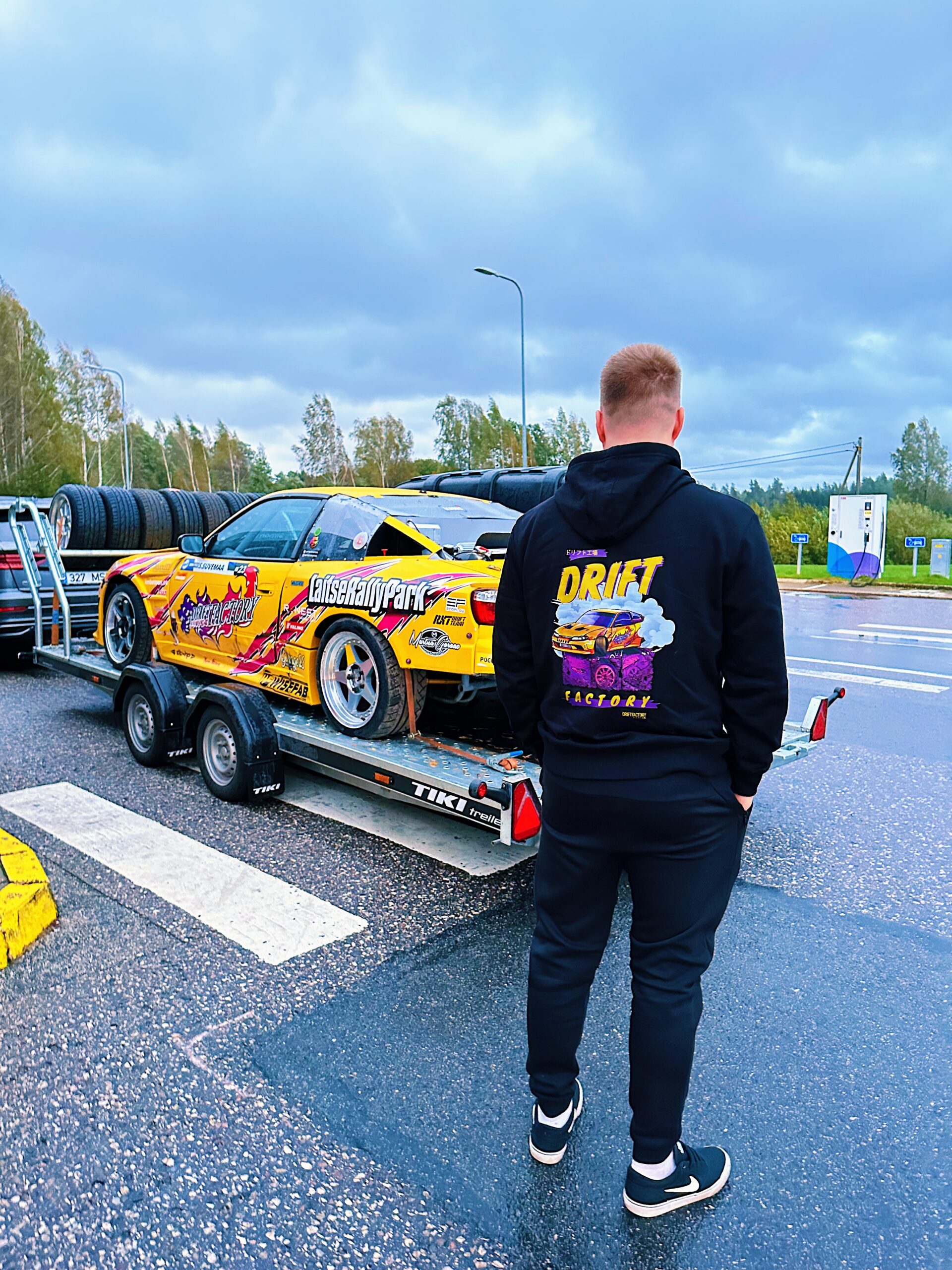 Avaleht processed with vsco with l6 preset